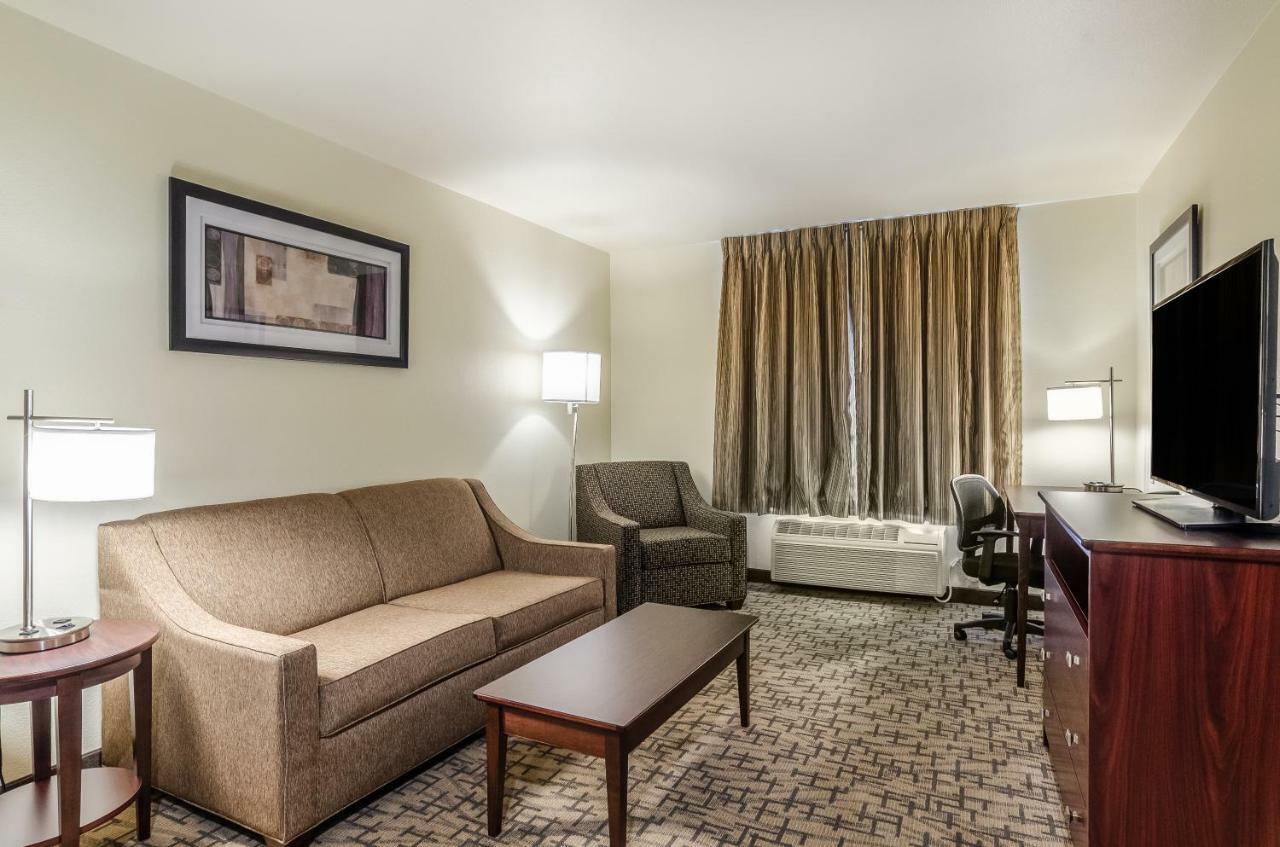 Cobblestone Inn & Suites - Bridgeport Экстерьер фото